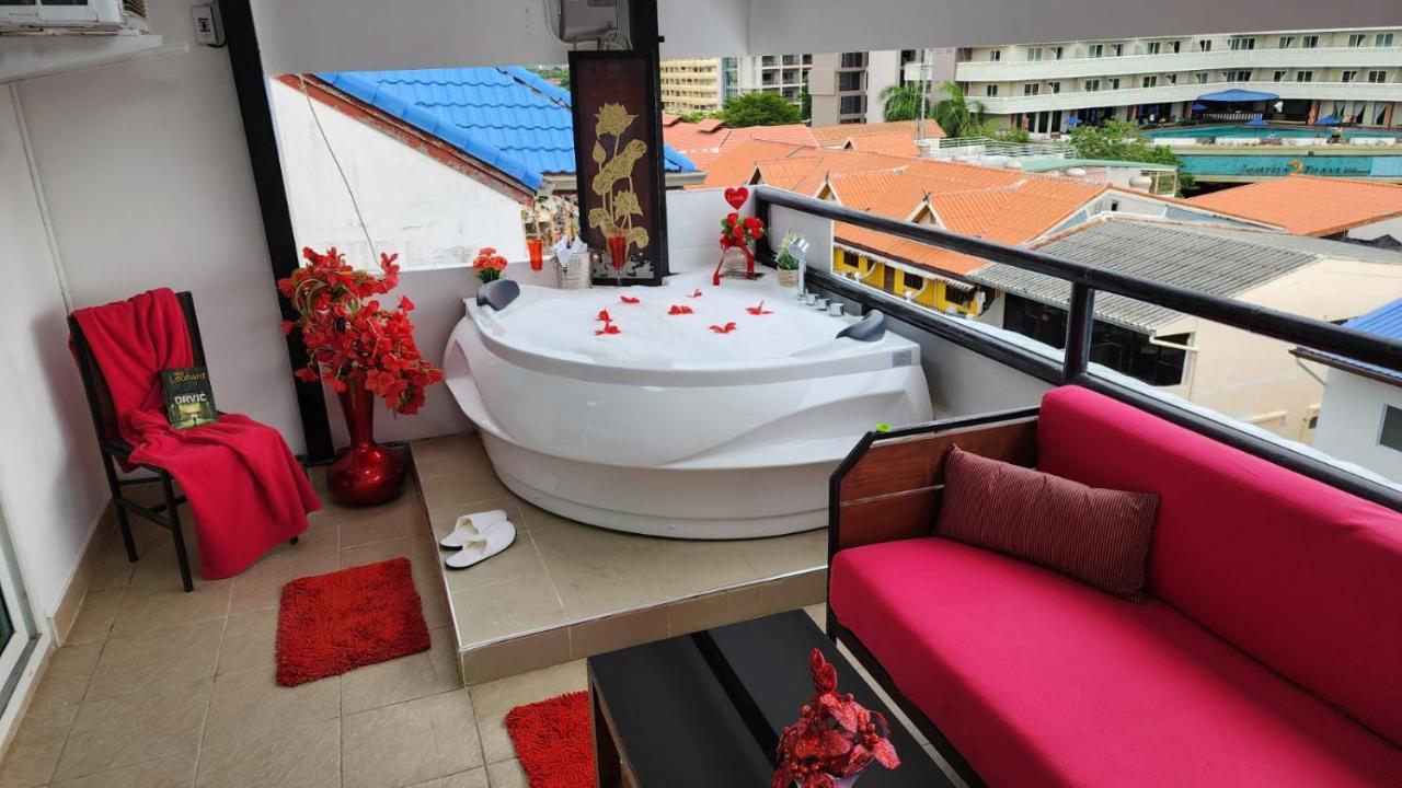 Happy Beach Jomtien Guesthouse Exteriör bild