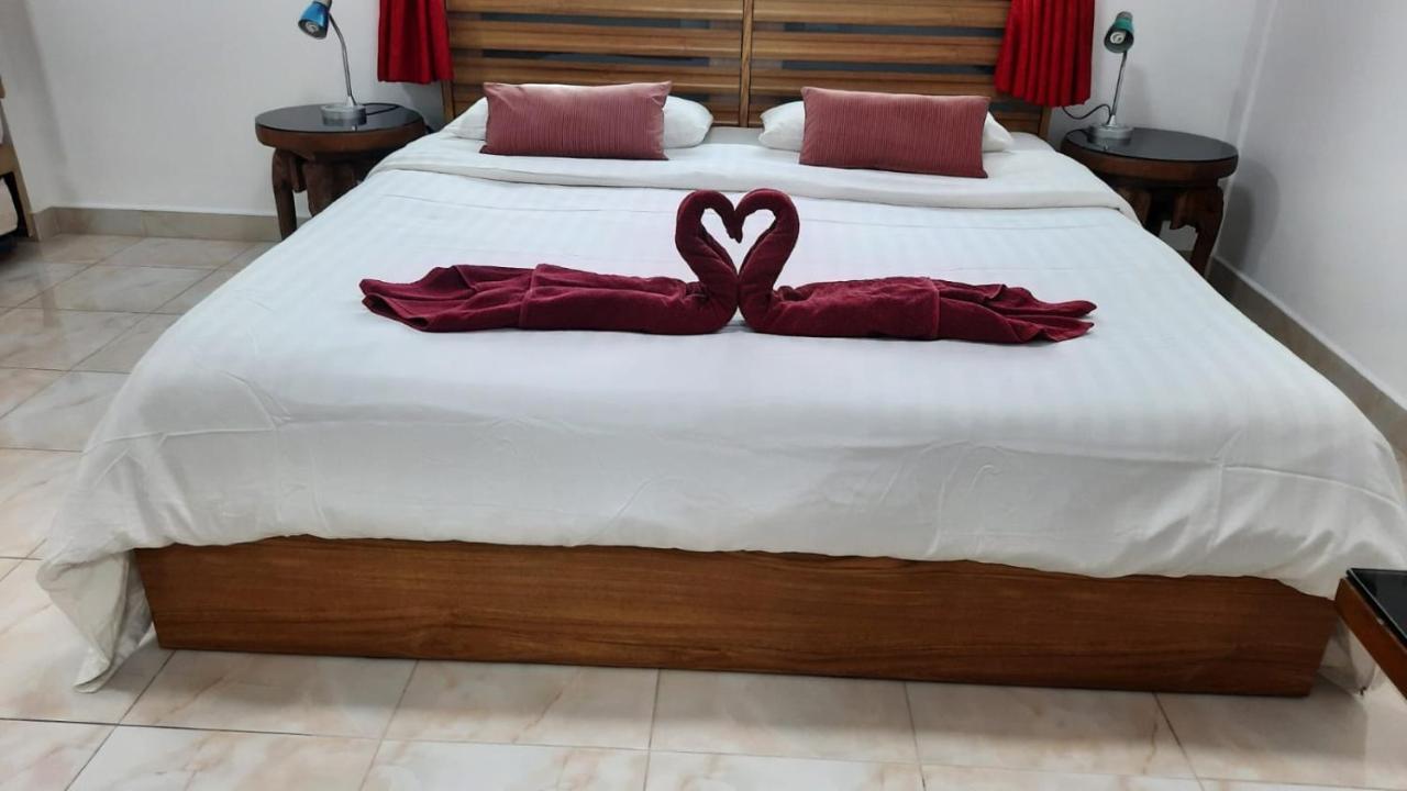 Happy Beach Jomtien Guesthouse Exteriör bild